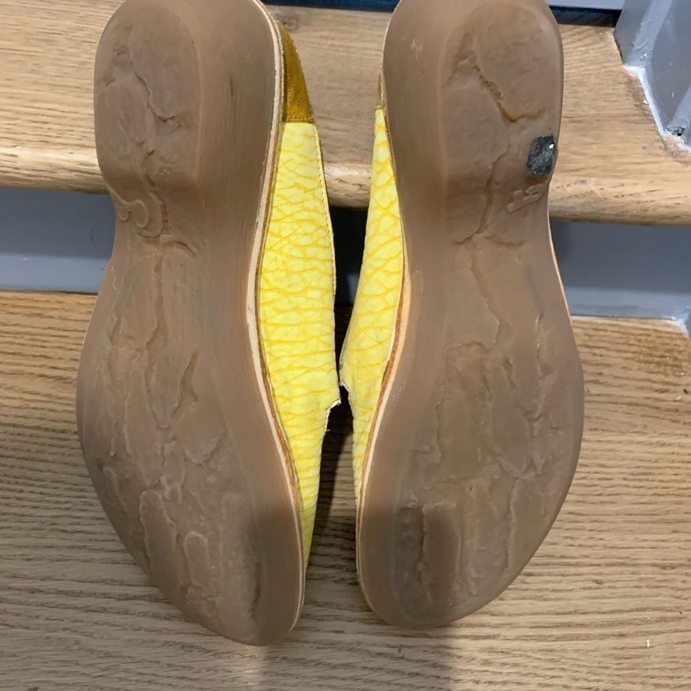 Eject Clogs - image 6